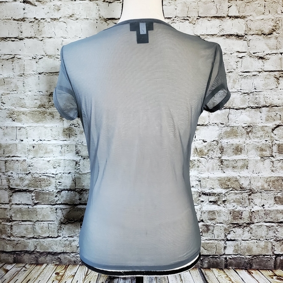 Express gray nylon flower top - Picture 4 of 5